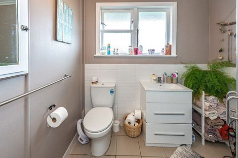 Photo of property in 51 Kowhai Street, Castlecliff, Whanganui, 4501