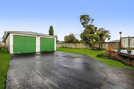 Photo of property in 25 Hill Crescent, Papakura, 2110