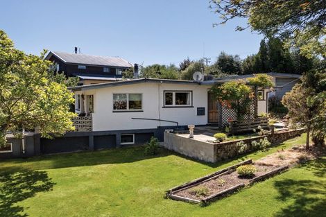 Photo of property in 2 Matai Road, Wanaka, 9305