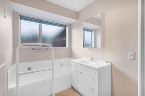 Photo of property in 747 Ferry Road, Woolston, Christchurch, 8023