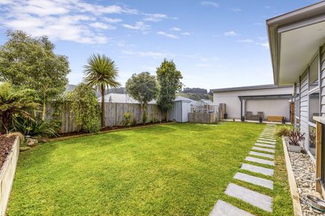 Photo of property in 8 Glendermid Close, Sawyers Bay, Port Chalmers, 9023