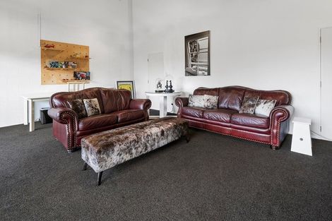 Photo of property in 99 Akaroa Drive, Maupuia, Wellington, 6022