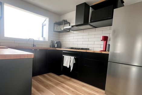 Photo of property in 35 Westhaven Drive, Tawa, Wellington, 5028