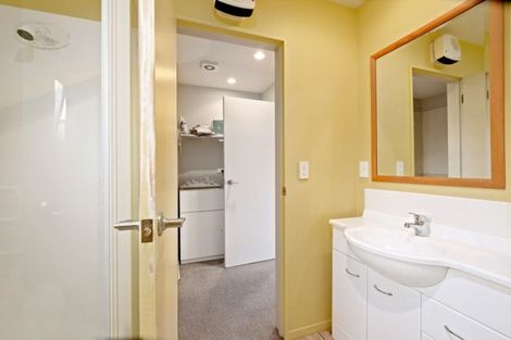 Photo of property in 77 Meadowstone Drive, Wanaka, 9305