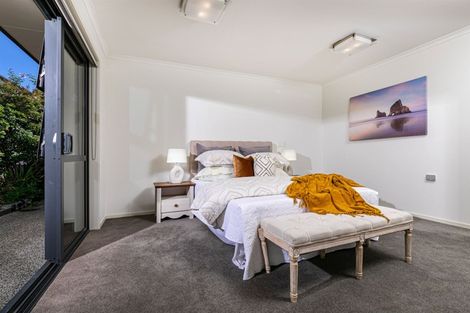 Photo of property in 4 Clapton Place, Henderson, Auckland, 0612