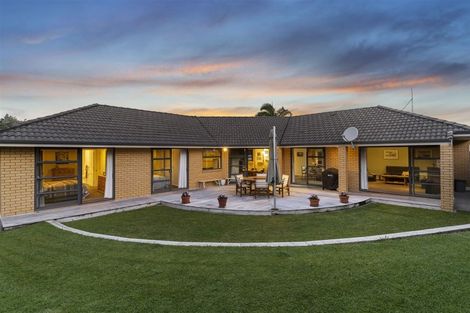 Photo of property in 9 Widdison Place, Albany, Auckland, 0632