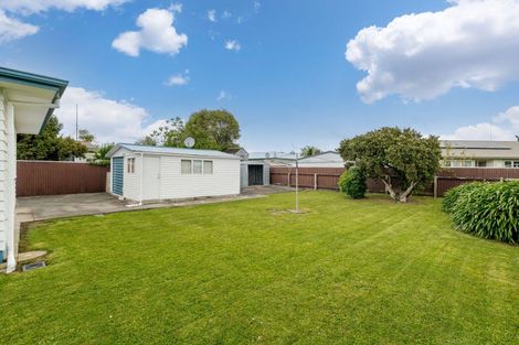 Photo of property in 18 Abraham Crescent, Milson, Palmerston North, 4414
