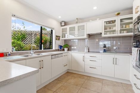 Photo of property in 3 Roseville Road, Gulf Harbour, Whangaparaoa, 0930