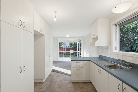 Photo of property in 10 Aztec Place, Redwood, Christchurch, 8051