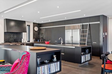 Photo of property in 7 Helmores Lane, Merivale, Christchurch, 8014