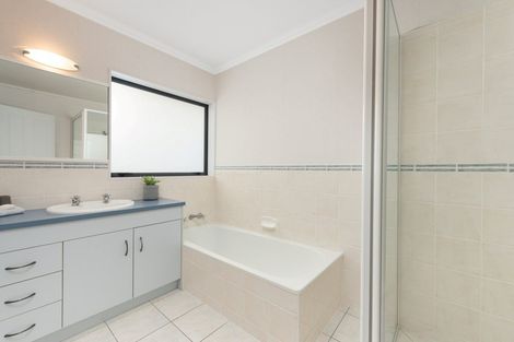 Photo of property in 66 Santa Barbara Drive, Papamoa Beach, Papamoa, 3118