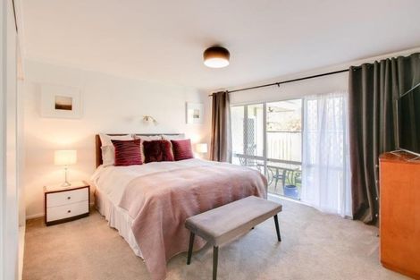 Photo of property in 2 Fern Grove, Taradale, Napier, 4112