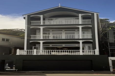 Photo of property in 322 Oriental Parade, Oriental Bay, Wellington, 6011