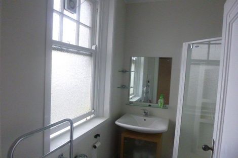 Photo of property in Blythswood Flats, 19/3f Aro Street, Aro Valley, Wellington, 6021
