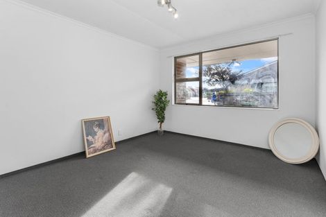 Photo of property in 12 Rutherford Street, Woolston, Christchurch, 8023