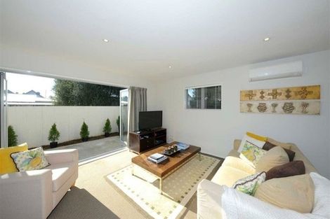 Photo of property in 998d Colombo Street, St Albans, Christchurch, 8014