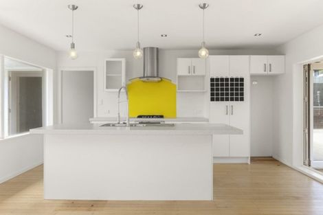 Photo of property in 585 Whangaparaoa Road, Stanmore Bay, Whangaparaoa, 0932