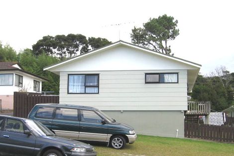 Photo of property in 44 Holmes Drive South, Massey, Auckland, 0614