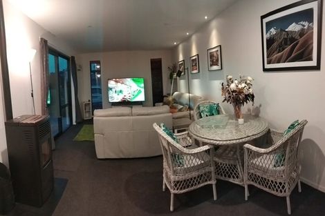 Photo of property in 10 Bute Street, Moeraki, 9482