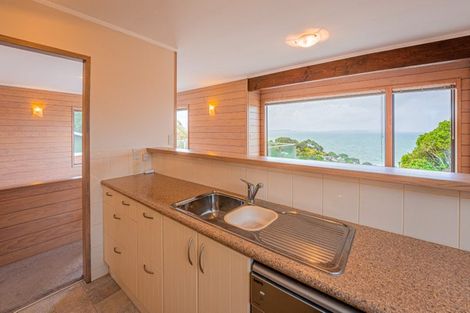 Photo of property in 1/272 Whangaparaoa Road, Red Beach, 0932