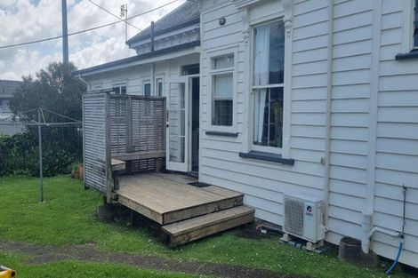 Photo of property in 64 Hinemoa Street, Birkenhead, Auckland, 0626