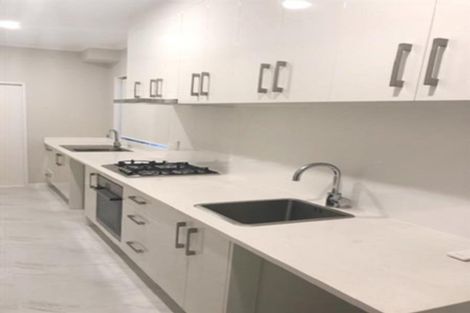 Photo of property in 15 Drumbuoy Drive, Flat Bush, Auckland, 2019