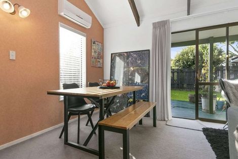 Photo of property in 54b Williams Street, Cambridge, 3434