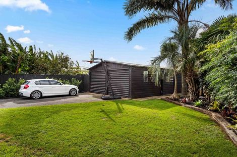 Photo of property in 4 Nadine Place, Mangere Bridge, Auckland, 2022