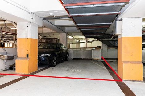 Photo of property in Stadium Garden Flats, 506/107 Thorndon Quay, Pipitea, Wellington, 6011