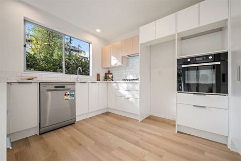 Photo of property in 12a Westburn Terrace, Burnside, Christchurch, 8041
