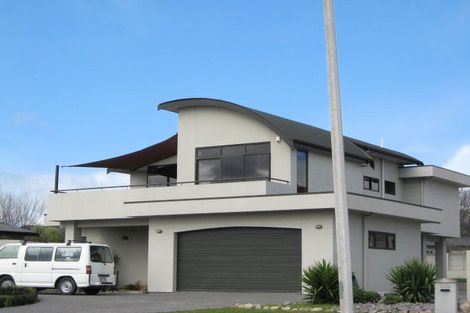 Photo of property in 121 Middle Road, Havelock North, 4130