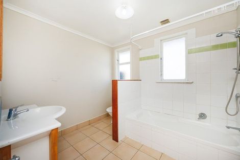 Photo of property in 228 Tremaine Avenue, Highbury, Palmerston North, 4412