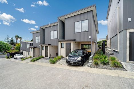 Photo of property in 2 Ba Lane, Ranui, 0612