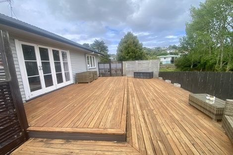 Photo of property in 73a Awaroa Road, Helensville, 0800