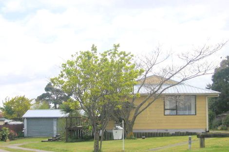 Photo of property in 4 Reid Grove, Richmond Heights, Taupo, 3330