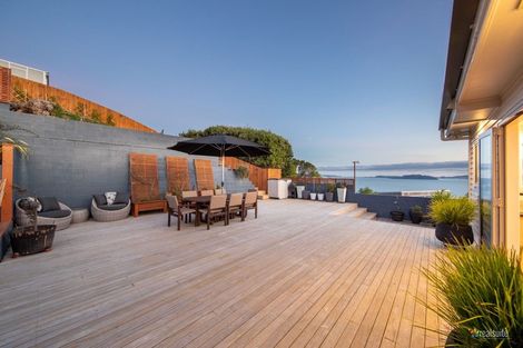 Photo of property in 60 Korokoro Road, Korokoro, Lower Hutt, 5012