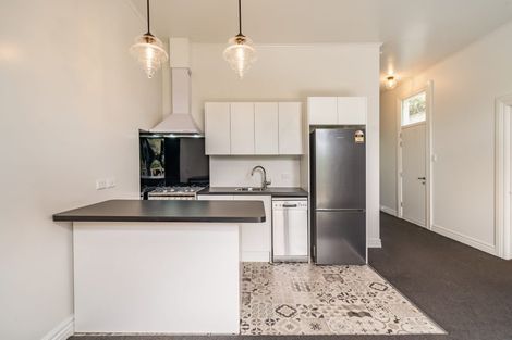 Photo of property in 42 Drummond Street, Mount Cook, Wellington, 6021