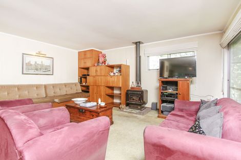 Photo of property in 201 Godley Road, Titirangi, Auckland, 0604