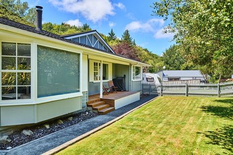 Photo of property in 15 Charthouse Lane, Whitby, Porirua, 5024