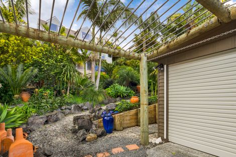 Photo of property in 15 Martin Road, Matakana, Warkworth, 0985