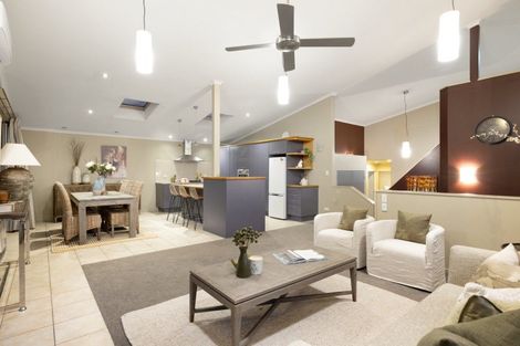 Photo of property in 12 Hazelnut Way, Bellevue, Tauranga, 3110