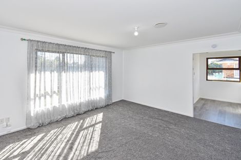 Photo of property in 4 Coles Place, Manurewa, Auckland, 2102
