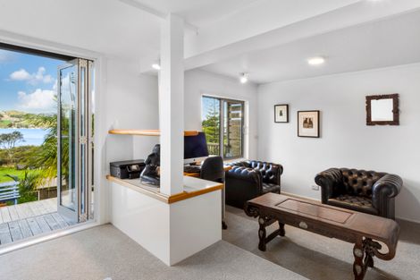Photo of property in 15 Martin Road, Matakana, Warkworth, 0985
