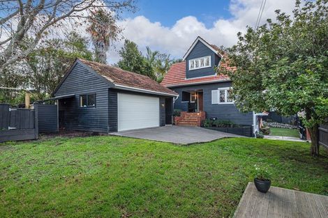 Photo of property in 38a/1 Norwood Road, Bayswater, Auckland, 0622