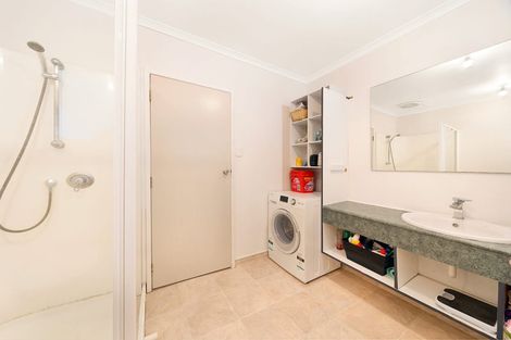 Photo of property in 2/2 Kashmir Road, Glen Eden, Auckland, 0602