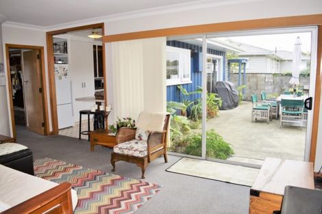 Photo of property in 24 Lemon Street, Otaki, 5512
