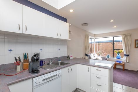 Photo of property in 14 Innisfree Place, Northwood, Christchurch, 8051