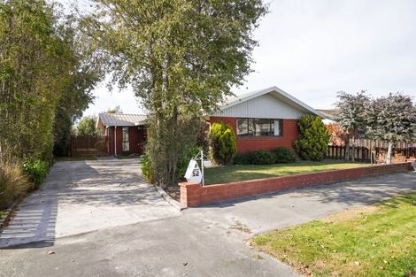 Photo of property in 52 Dunbarton Street, Redwood, Christchurch, 8051