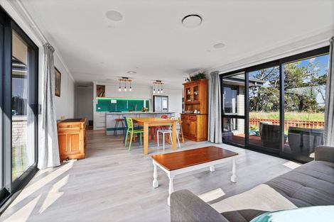 Photo of property in 14b Mclarin Road, Glenbrook, Waiuku, 2681