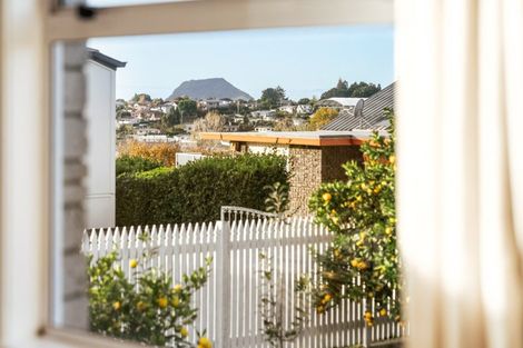 Photo of property in 32 Upland Street, Brookfield, Tauranga, 3110